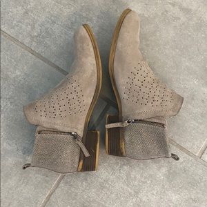 Toms Booties